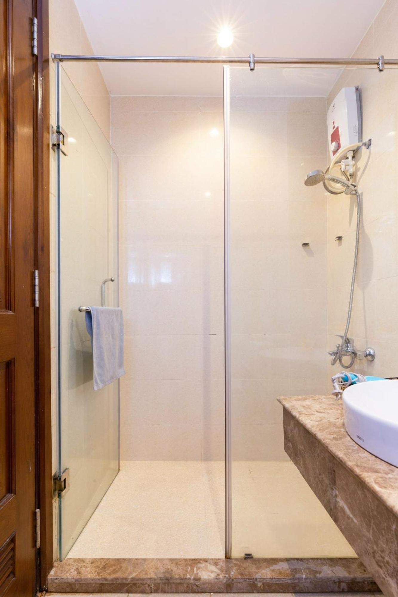 Sky Homes Near Airport Ho Chi Minh City Bagian luar foto