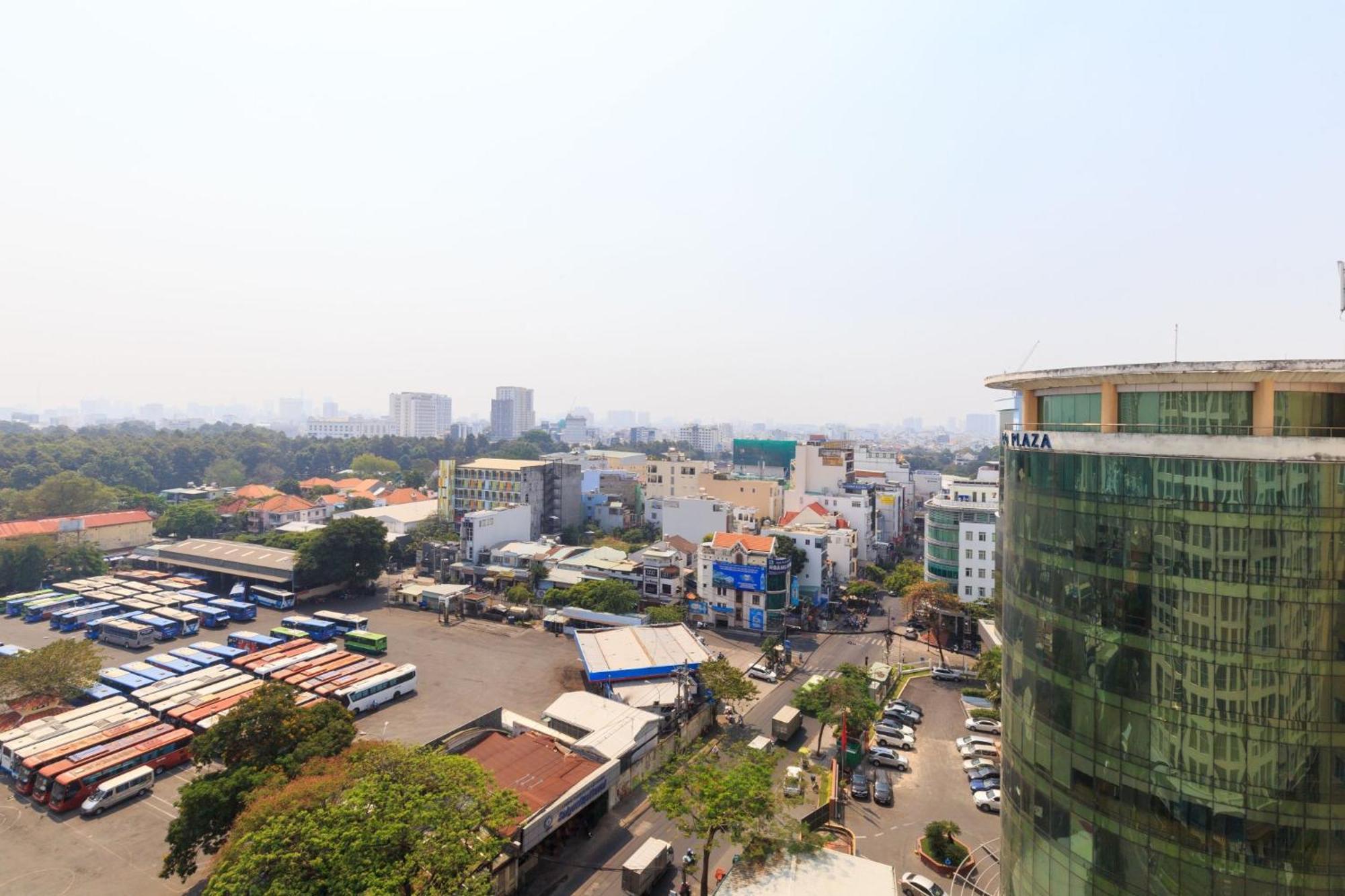 Sky Homes Near Airport Ho Chi Minh City Bagian luar foto